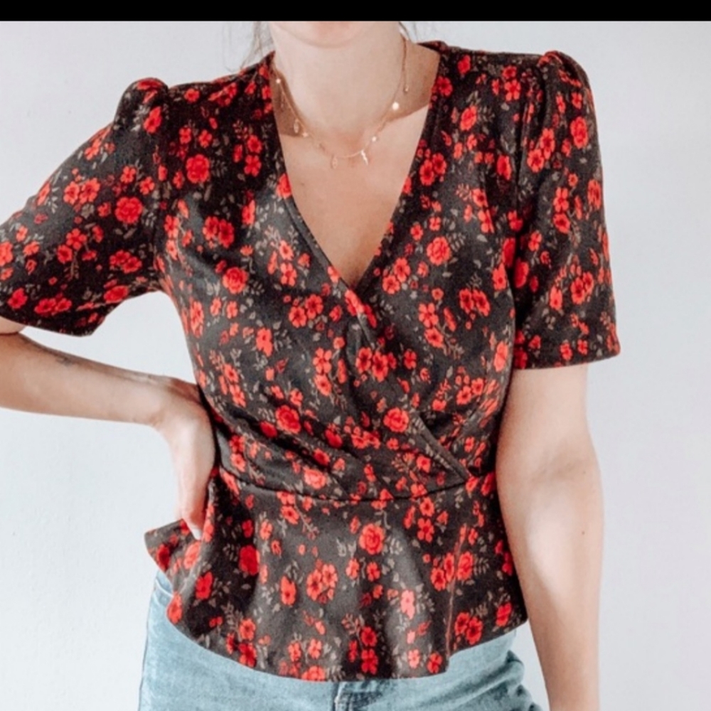 Anthropologie floral peplum top!!! Valentine's day ready size S